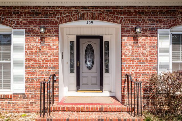 309 Grouse Road, Summerville, SC 29485