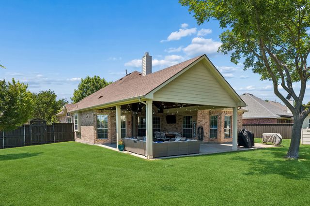 7302 Hawk Lane, Sachse, TX 75048