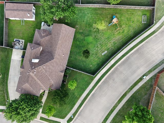 7302 Hawk Lane, Sachse, TX 75048