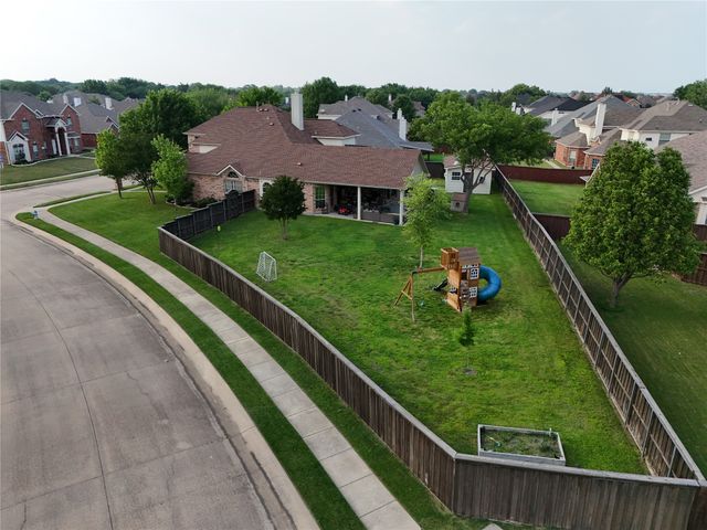 7302 Hawk Lane, Sachse, TX 75048