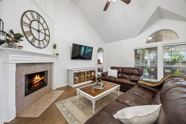 7302 Hawk Lane, Sachse, TX 75048