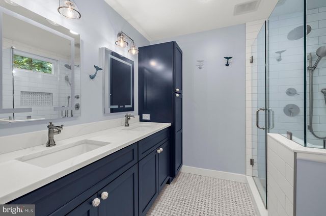 19 W SEVERN RIDGE RD, Annapolis, MD 21409
