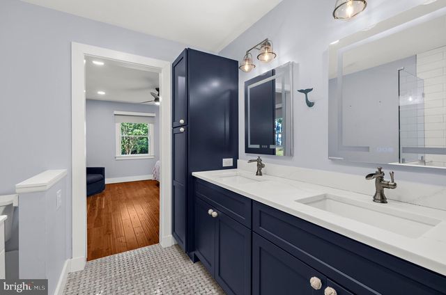 19 W SEVERN RIDGE RD, Annapolis, MD 21409