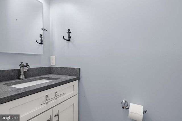 19 W SEVERN RIDGE RD, Annapolis, MD 21409