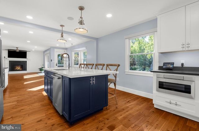 19 W SEVERN RIDGE RD, Annapolis, MD 21409
