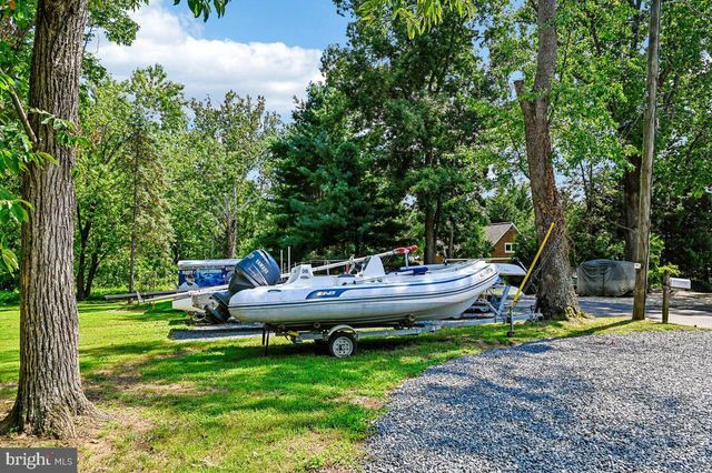 19 W SEVERN RIDGE RD, Annapolis, MD 21409