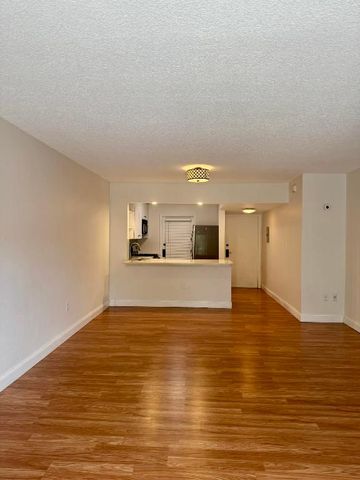 200 E Royal Palm Road 206, Boca Raton, FL 33432