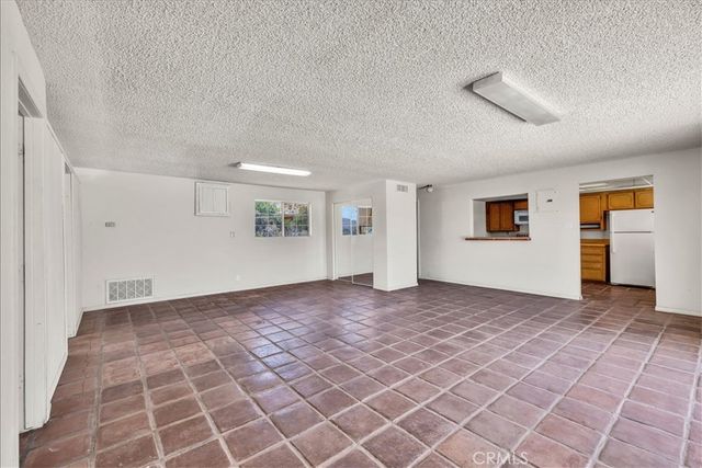 6845 Sage Avenue, Yucca Valley, CA 92284