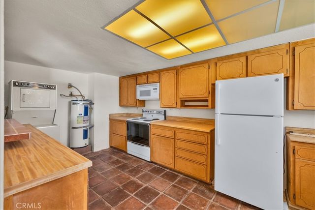 6845 Sage Avenue, Yucca Valley, CA 92284
