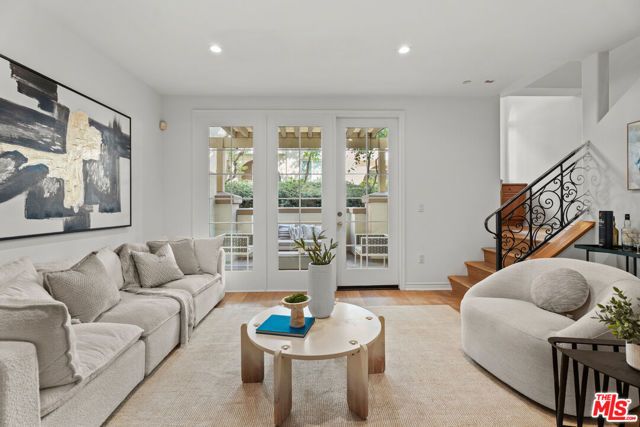 5935 Playa Vista Drive 113, Los Angeles, CA 90094