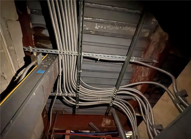 2708 Brownsville Rd, Brentwood, PA 15227