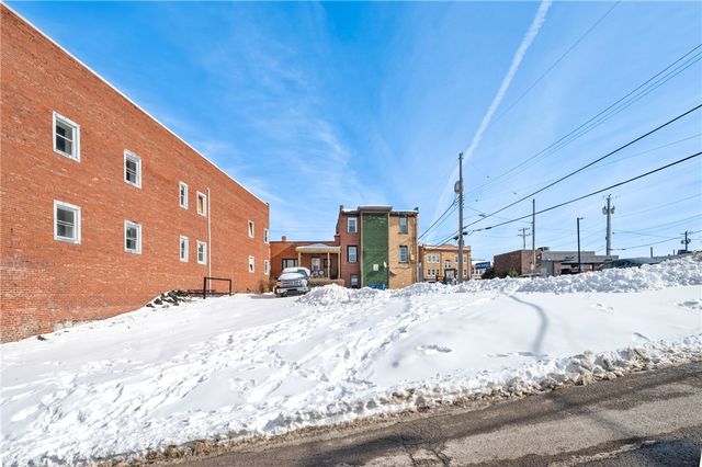 2708 Brownsville Rd, Brentwood, PA 15227