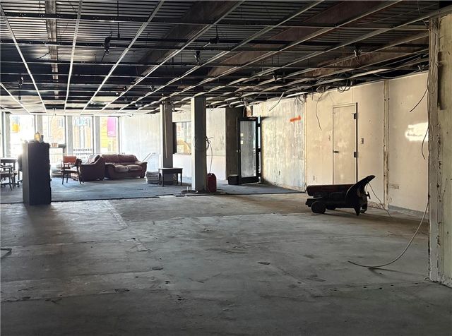 2708 Brownsville Rd, Brentwood, PA 15227