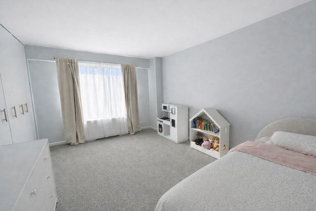 7061 N Kedzie Avenue 115, Chicago, IL 60645