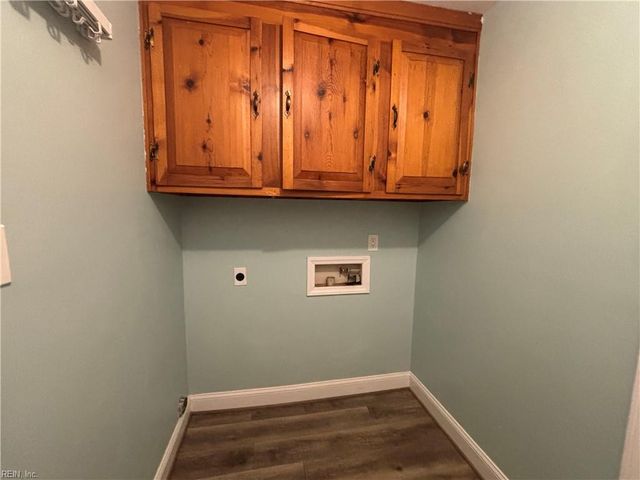 4217 Grove CT, Virginia Beach, VA 23462