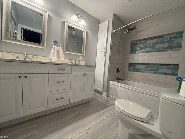 4217 Grove CT, Virginia Beach, VA 23462