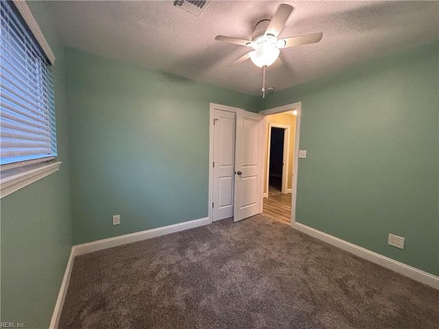 4217 Grove CT, Virginia Beach, VA 23462