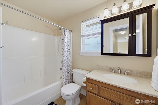 14908 47th Avenue NW, Gig Harbor, WA 98332