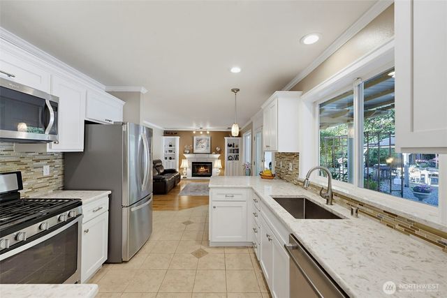 14908 47th Avenue NW, Gig Harbor, WA 98332
