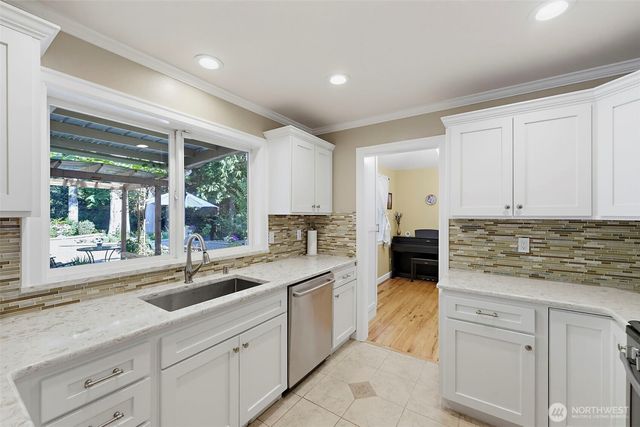 14908 47th Avenue NW, Gig Harbor, WA 98332
