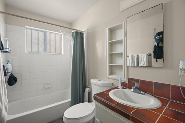 1718 6th Avenue, Oakland, CA 94606