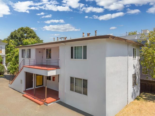 1718 6th Avenue, Oakland, CA 94606