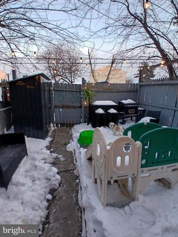 2053 LARKHALL RD, Baltimore, MD 21222