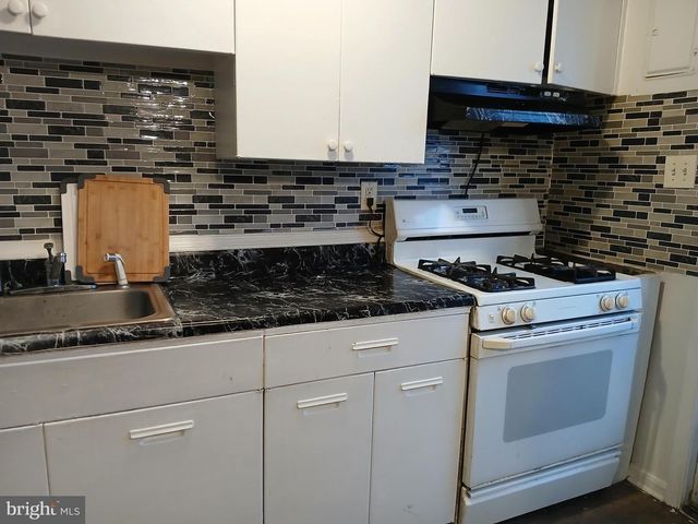 2053 LARKHALL RD, Baltimore, MD 21222