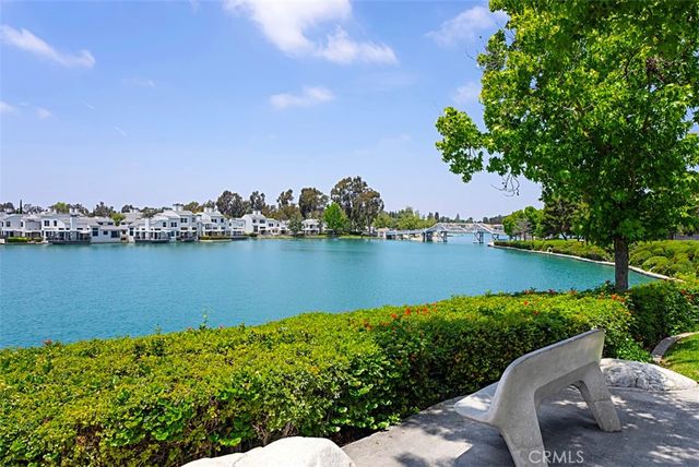 56 Windjammer 27, Irvine, CA 92614