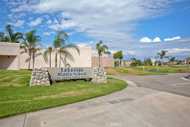 56 Windjammer 27, Irvine, CA 92614