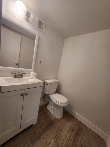 851 Three Islands Blvd Boulevard 102, Hallandale Beach, FL 33009