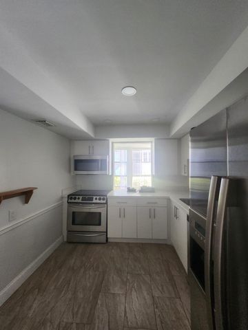 851 Three Islands Blvd Boulevard 102, Hallandale Beach, FL 33009