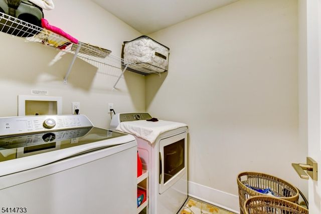 736 Station Rd, Dunellen Boro, NJ 08812