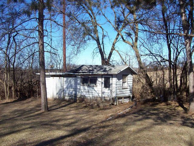 N3019 Smokey Hollow Road, Poynette, WI 53955