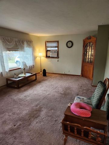 N3019 Smokey Hollow Road, Poynette, WI 53955