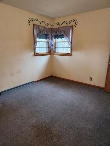 N3019 Smokey Hollow Road, Poynette, WI 53955