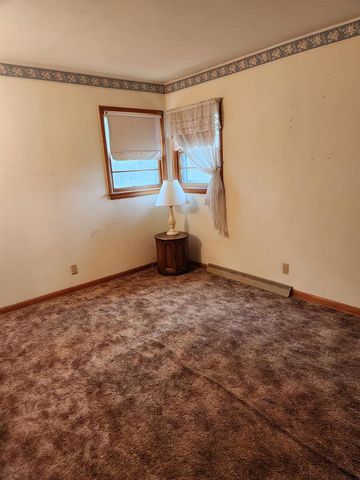 N3019 Smokey Hollow Road, Poynette, WI 53955