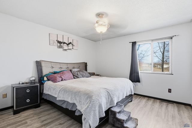 4855 JOHNSTON DR, Rapid City, SD 57703