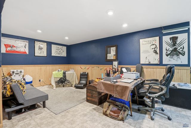 4855 JOHNSTON DR, Rapid City, SD 57703