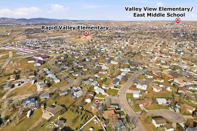 4855 JOHNSTON DR, Rapid City, SD 57703