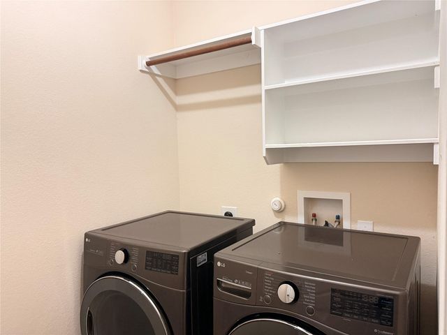 2701 Pedernales Falls DR, Pflugerville, TX 78660