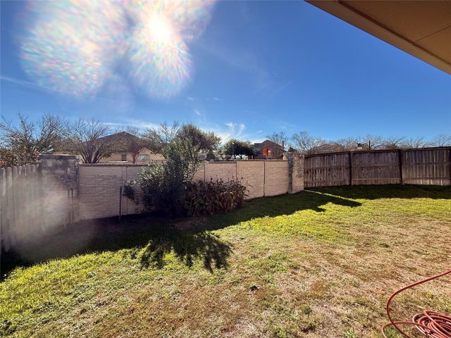 2701 Pedernales Falls DR, Pflugerville, TX 78660