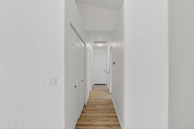690 E OSAGE Avenue, Apache Junction, AZ 85119