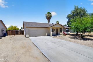 690 E OSAGE Avenue, Apache Junction, AZ 85119