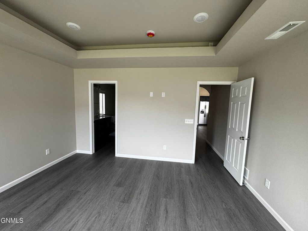 3923 Libra Bend SE, Mandan, ND 58554 photo 5