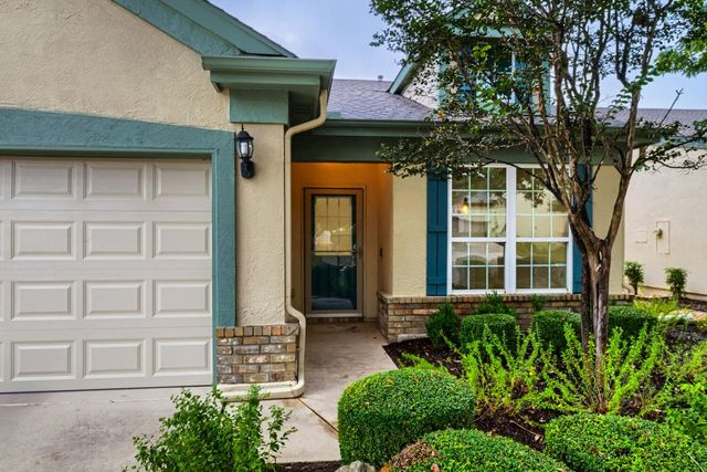 532 Farm Hill DR, Georgetown, TX 78633
