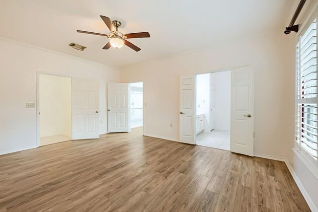 532 Farm Hill DR, Georgetown, TX 78633