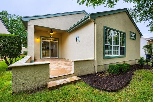 532 Farm Hill DR, Georgetown, TX 78633
