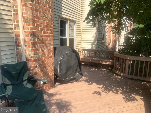 6830 WILD ROSE CT, Springfield, VA 22152