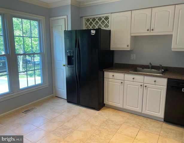 6830 WILD ROSE CT, Springfield, VA 22152